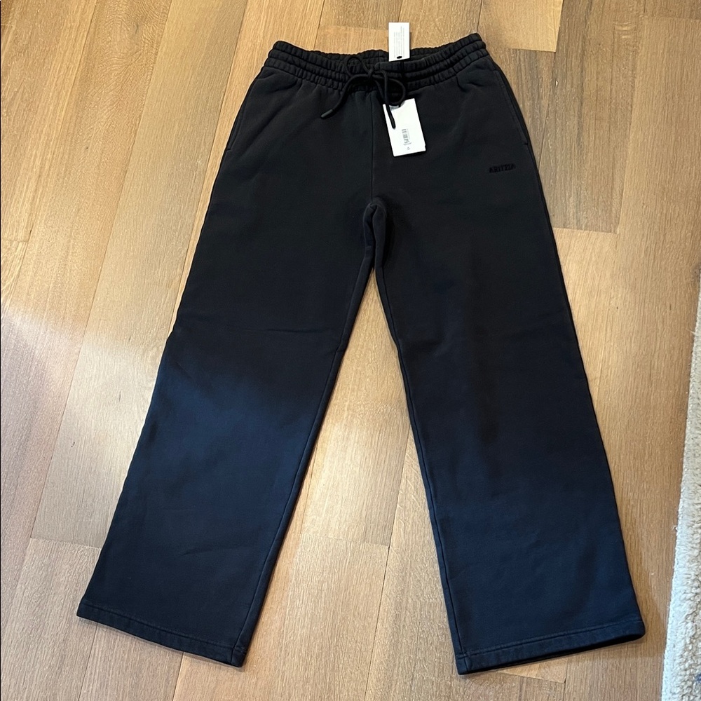 Aritzia Womens Drawstring Sweatpants - Wide Leg